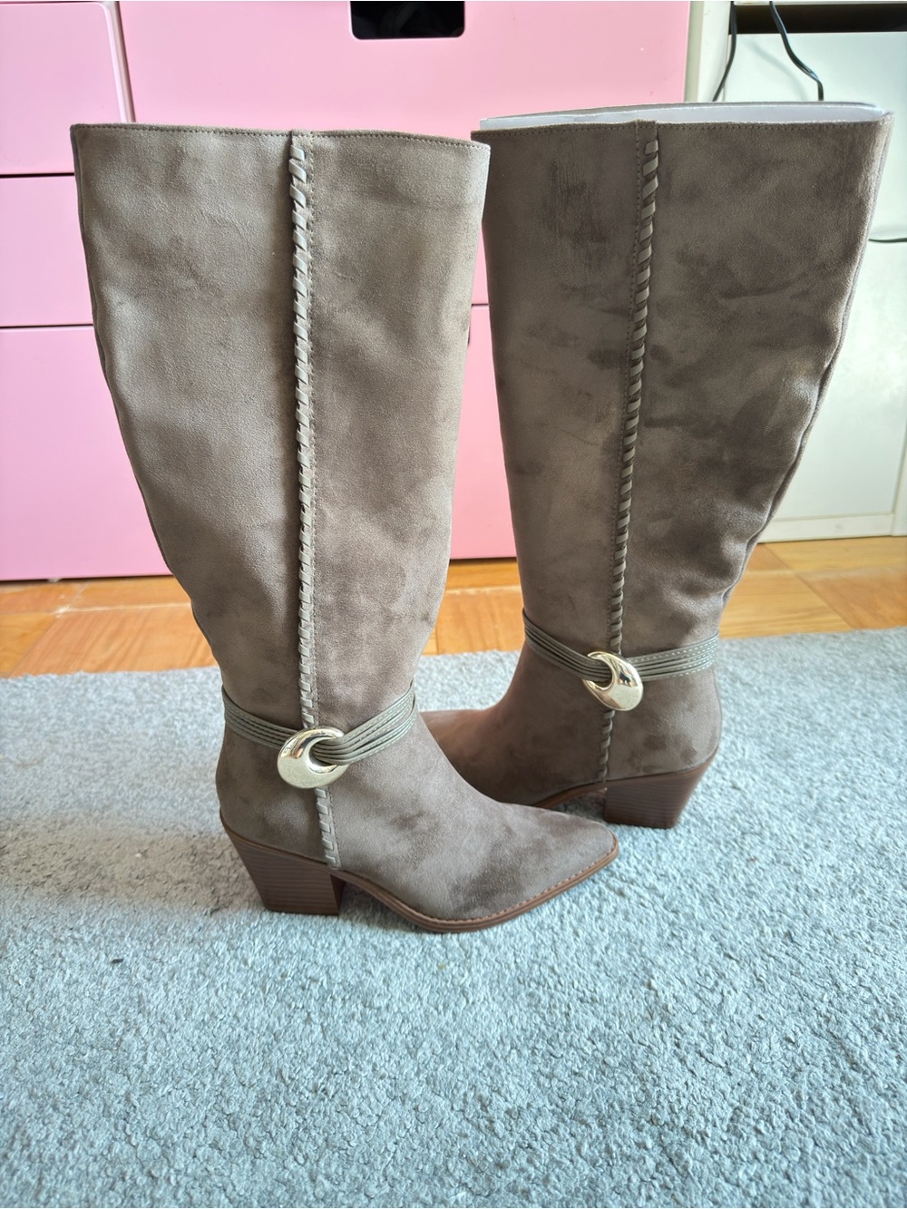 Universal Thread Taupe Knee-High Western-Style Heeled Boots